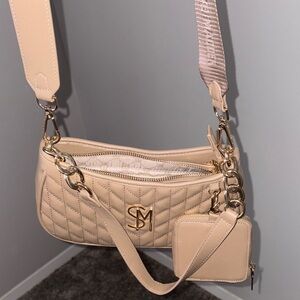 Elegant Cream Quilted Shoulder Bag